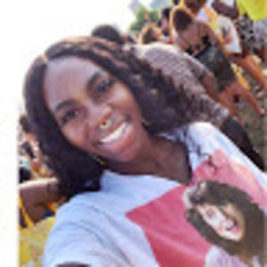 Meet your Posher, Julia